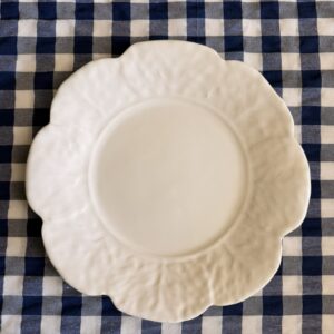 White Original Cabbage dinner plate
