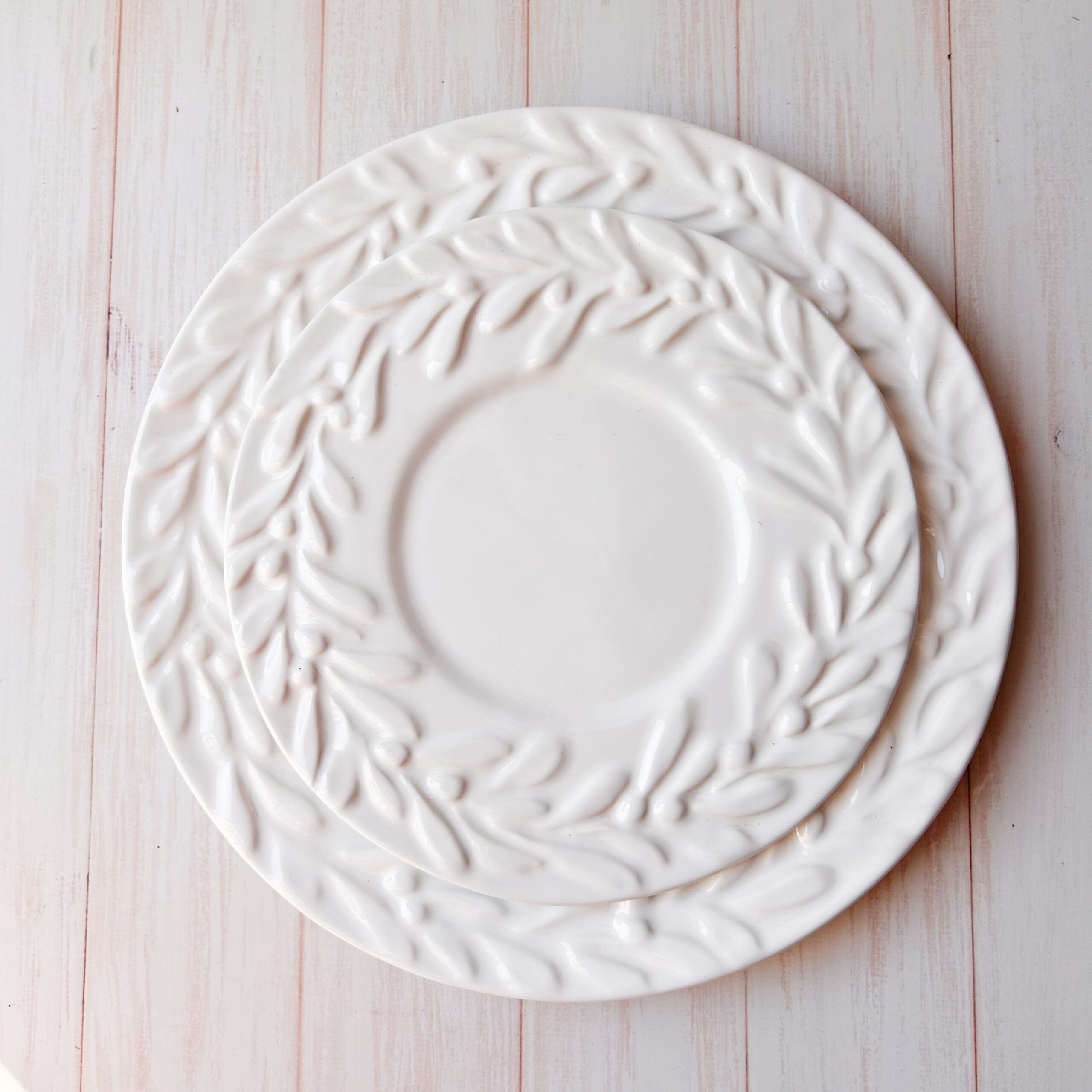 Olive Cut-out Dinner Plate