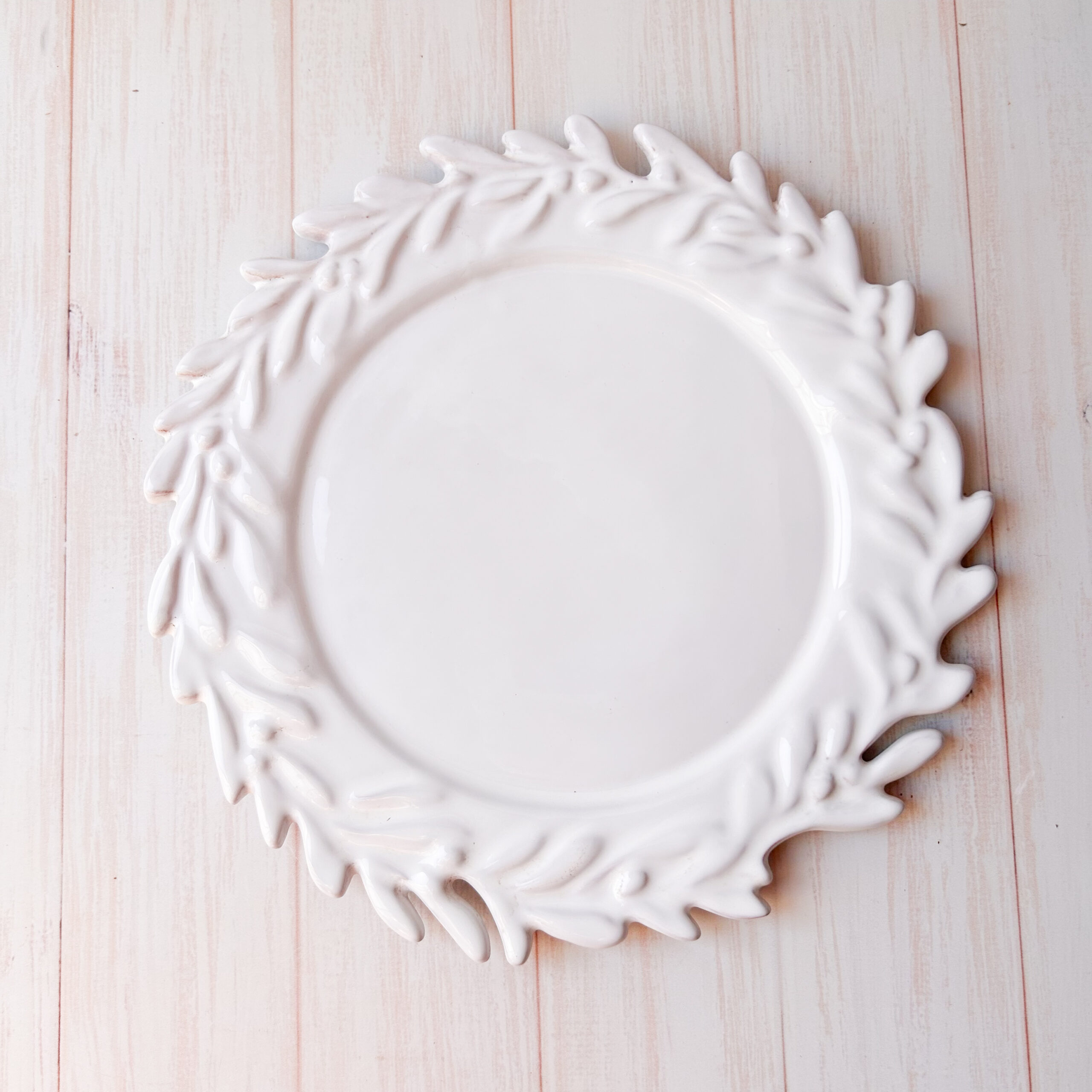 Olive Cut-out Dinner Plate - Image 2